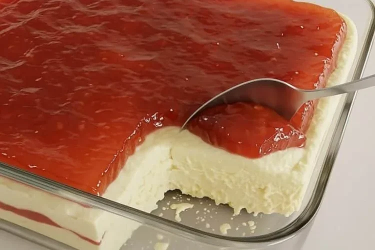 Bandeja de Postres Romeo y Julieta con variedad de dulces y postres.